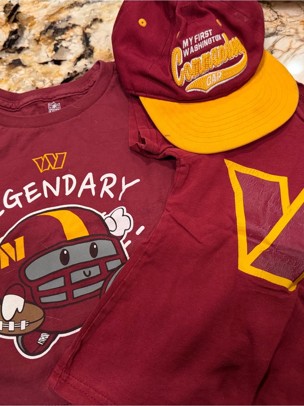 Washington Commanders -Two Kids Short-Sleeve Tees and a Hat